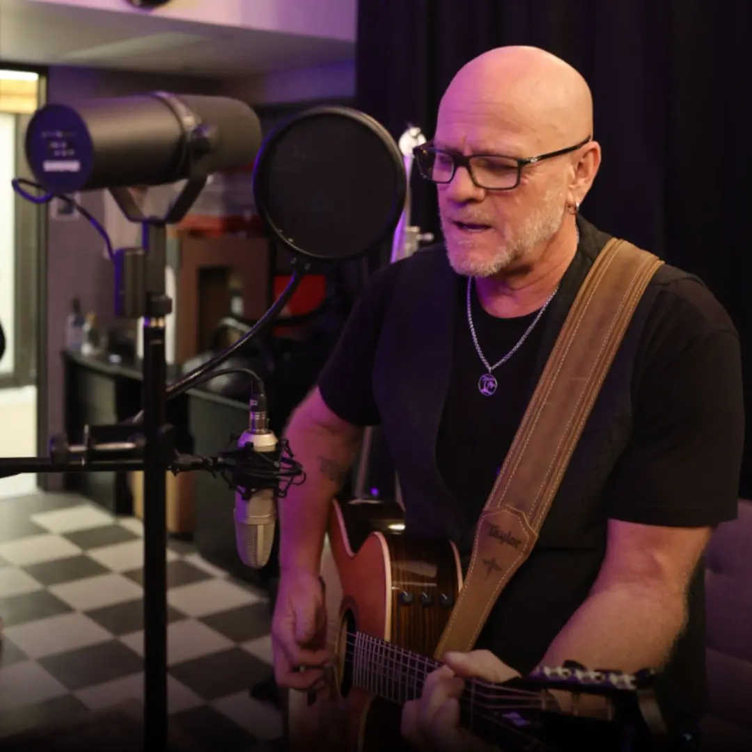 Singer and Songwriter Dean Brandsma